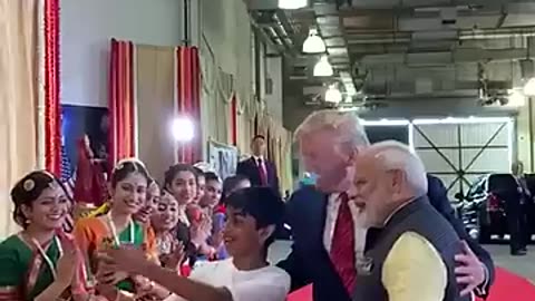 PM Modi & President Trump interacted with a group of youngsters at during #HowdyModi event