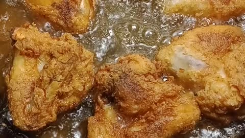 Fried chicken wings