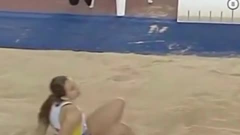 Laura MARTINEZ beautiful long jump 2024