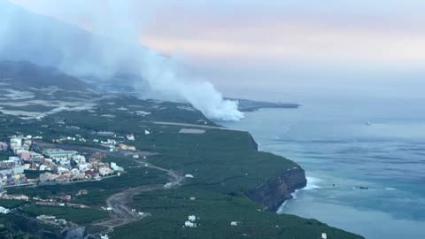 Spanish volcano flows into the morning sea