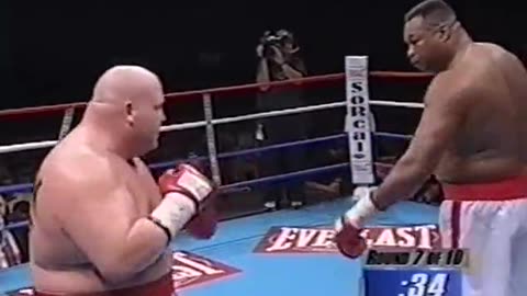 Eric "Butterbean" Esch vs Larry Holmes Jul 27 2002 Scope, Norfolk, VA
