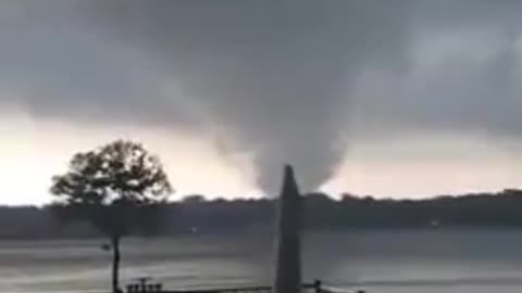 Large Tornado at Lake of Egypt, IL May 26, 2024