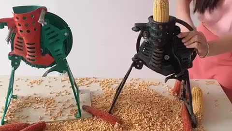 Hand Corn Sheller