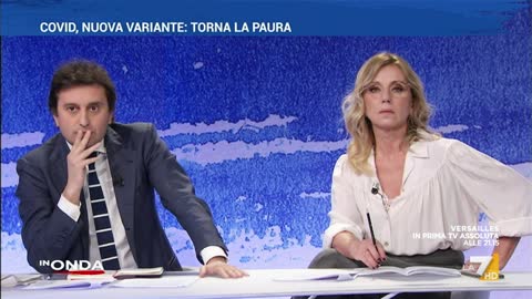 Covid, Monti: "Bisogna trovare modalità meno democratiche nella somministrazione dell'informazione"