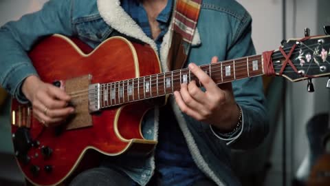 JAZZ GUITAR ESSENTIALS: What everyone should know