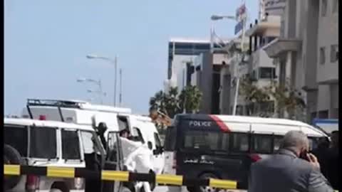 Suicide bombing near US embassy in Tunisia