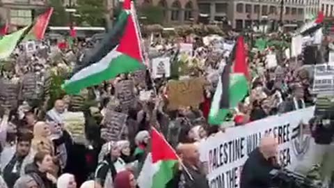 Demonstration in #Chicago USA to express support for #Palestine and HAMAS