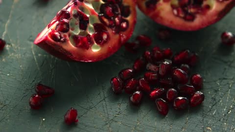 Naturally Occurring Substance in Pomegranates Can Improve Alzheimer’s Symptoms