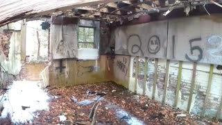 [UpNorth] Trail Gem- Valley Rd Trail Abandoned Building