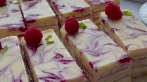 Raspberry cheese cake