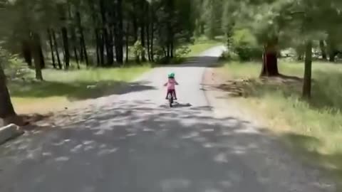 3 year old mountain biker in a weekend getaway 🚴😍