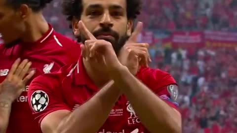 amazing moment moment goal from liverpool fc