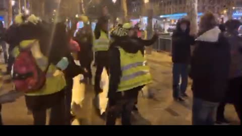 France - Paris - Gilets Jaunes - On Lâche Rien - 2019-2-3