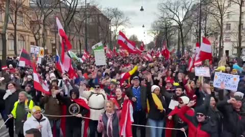 Thousands Protest Against COVID Rules in Vienna, Austria, Refusing to Live a Life of Perpetual Fear