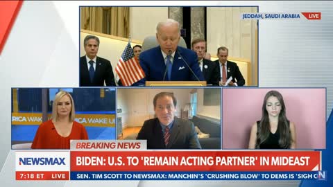 Watch Biden tries to OUTSMART Trump with STUPID ‘fist bump’ to M.BS…humiliated INSTANTLY