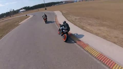 KTM 890 Duke R vs FPV drone