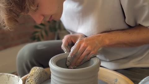 Two clay bodies, one vase #pottery #asmr #satisfying