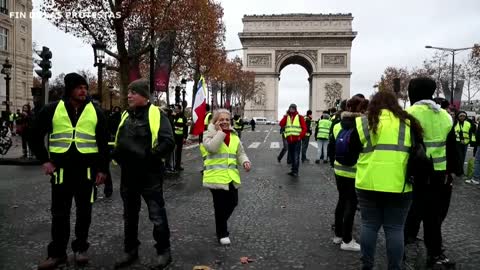 El Gobierno francés congela el aumento de impuestos tras fuertes protestas