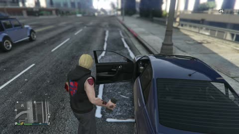 don't play with the radio when there is a sticky bomb involved — GTA 5