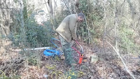 Installing a $80, 12 Volt Well Pump 75 Feet Down an Abandoned Well