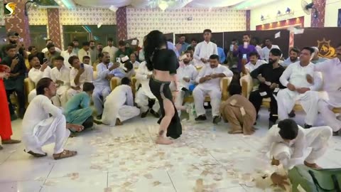 Qayamat Qayamat song rimal Ali Shah Ek function mein dance