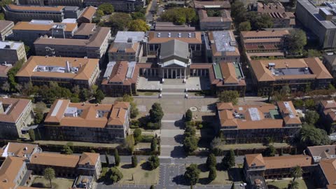 Drone Captures Beautiful Cape Town during Lockdown