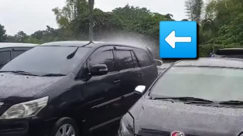 Viral !! Strange Natural Phenomenon It Rains Only At One Point On The Car