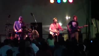 Mental As Anything Live @ Rockingham Beach New Years Eve 2011/2012 (Part 01)