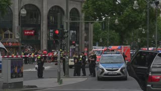 Un muerto y cinco heridos en estado crítico tras arrollar un coche a una multitud en Berlín