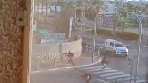 Militants enter Israel from Gaza