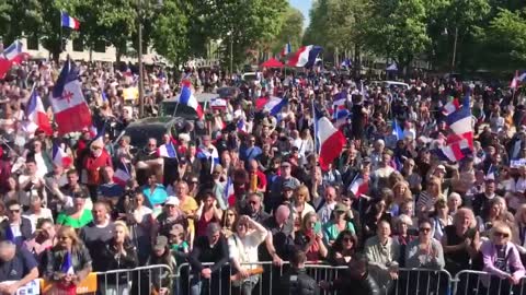 France Yesterday - thousands people yelling “Frexit" in Marseille!!