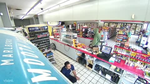 Indian store clerk gave TOTAL Cooperation During Robbery