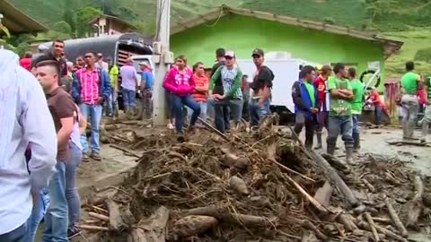 Landslide in Colombia_ 'I felt my house shaking'