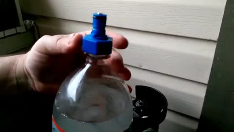 Homemade carbonated water