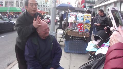 Luodong Massages Silly Grandpa