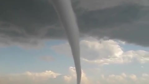 Crazy Tornados Caught up Close and Dangerous!!