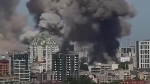 Another great video of today's missile attack on Kyiv. For Crimea.