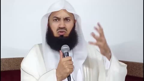 Muslims OR McDonalds and KFC ? Mufti Menk