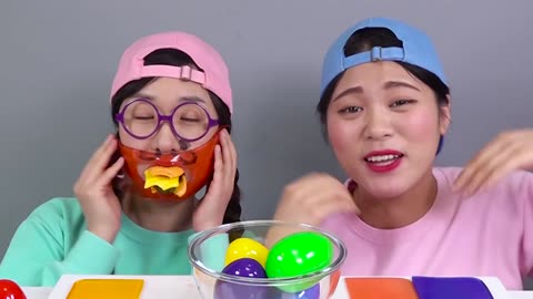 #follow my channel DONA and friend Mukbang Rainbow Sheet Jelly