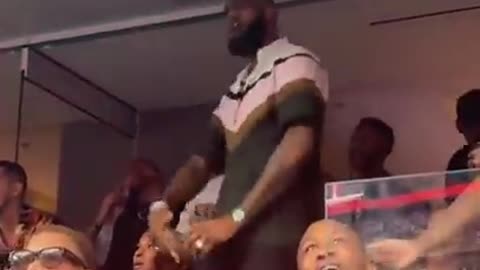 LeBron James Dancing Super Bowl LVI Halftime Show 😂