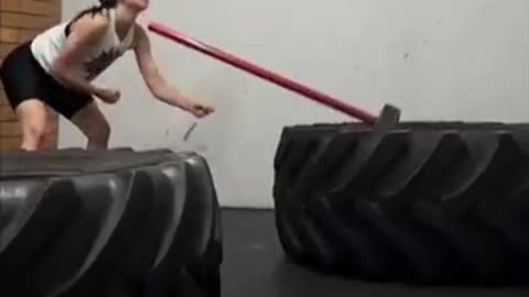 Sledgehammer gym fail