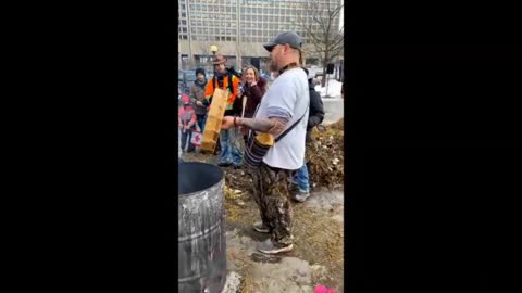 Les Premières Nations sont dans le parc de la confédération à OTTAWA