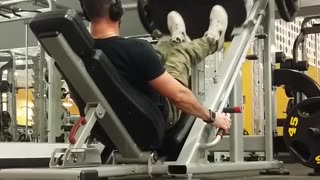 Gym Life May 26th 2018 X Leg Warm Up