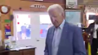 Joe Biden FREEZES, Needs Notes To Answer Question