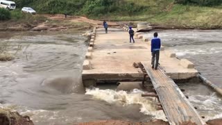 Councillor acts swiftly to get bridge repaired after school children cross a raging river in KZN