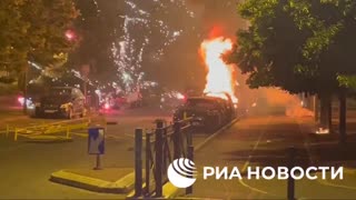 Brände und Kämpfe erschüttern Frankreich