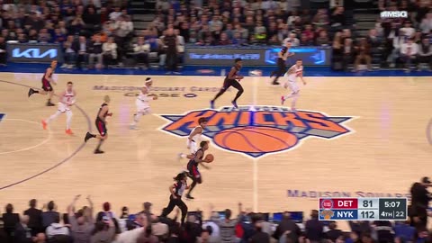 DiVincenzo Ties Knicks Record with 10 3-Pointers! (DET vs. NY)