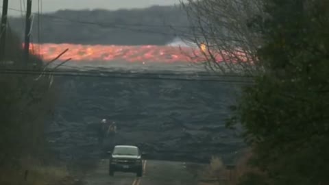 Raging River Of Lava Captured On Camera In Hawaii