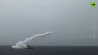 SINGAPORE AND US HOLD MILITARY DRILLS IN PHILIPPINE SEA