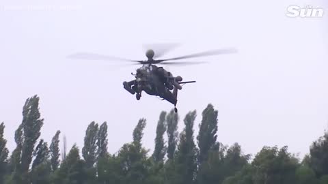 Russian attack Helicopters strike Ukrainian military targets in new footage